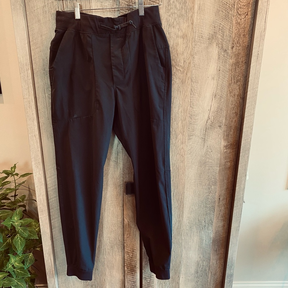 Lululemon Men’s ABC Joggers